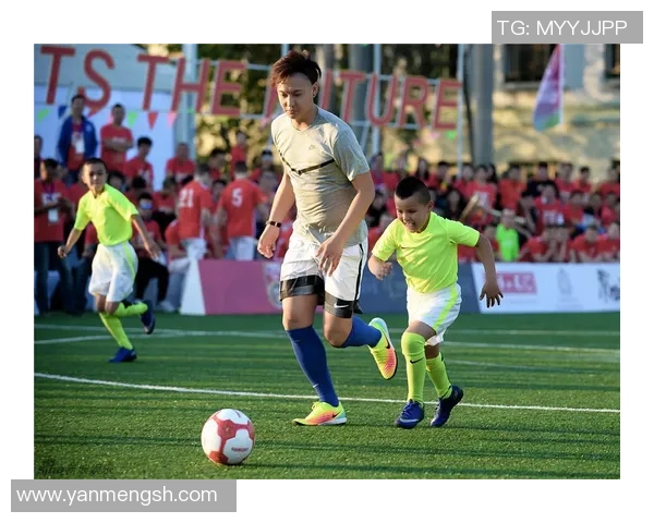 足球明星佩戴护具的高清图片展示与分析